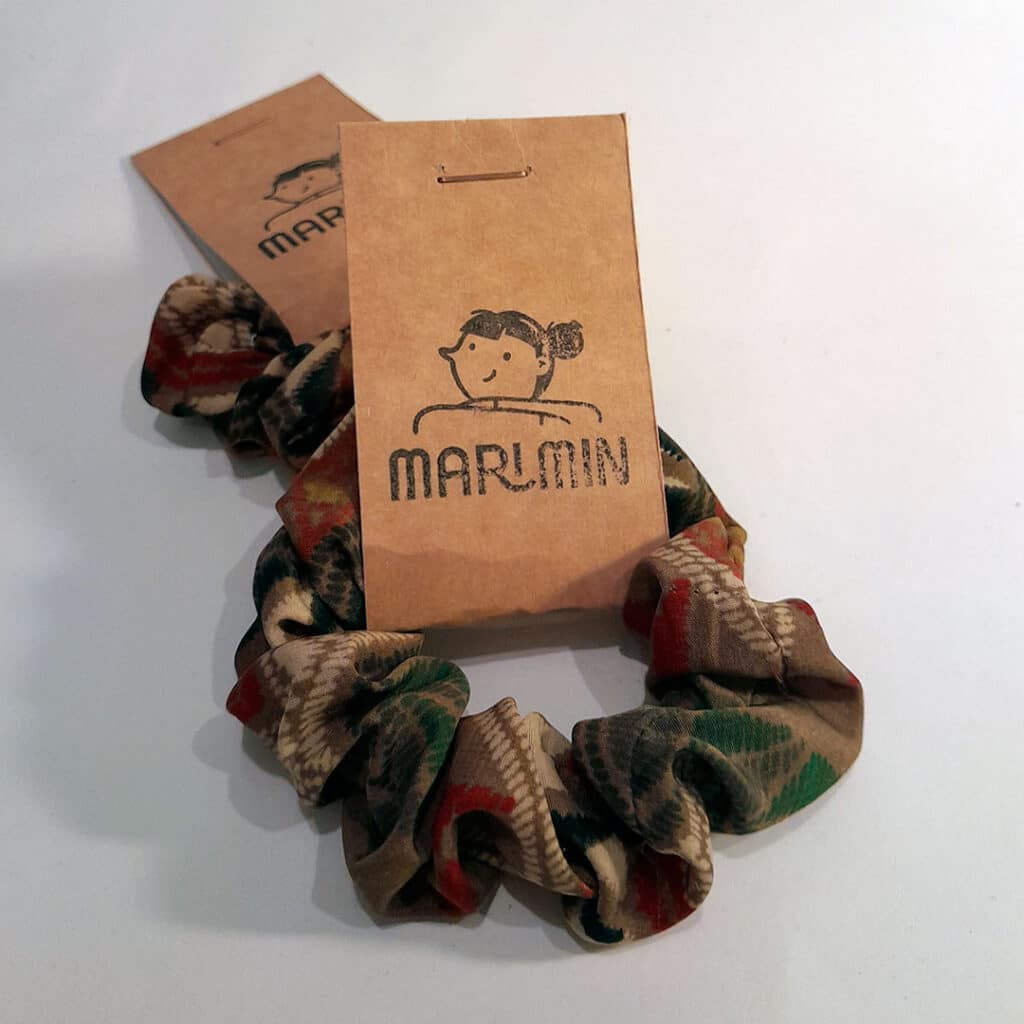 coletero-mini-etnico-hecho-a-mano-pequeño